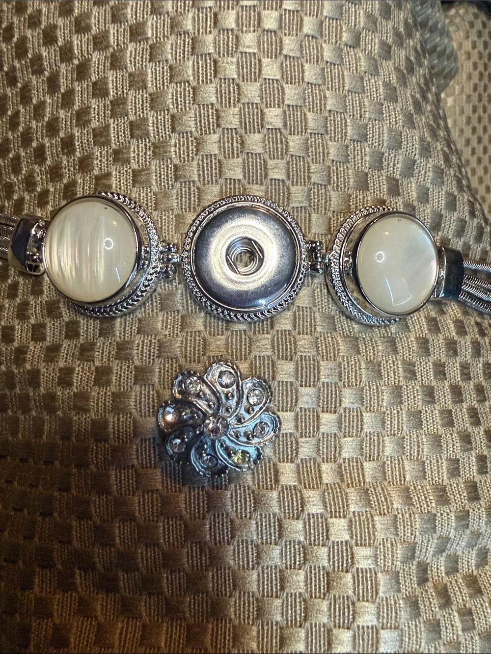 Snap polished silver